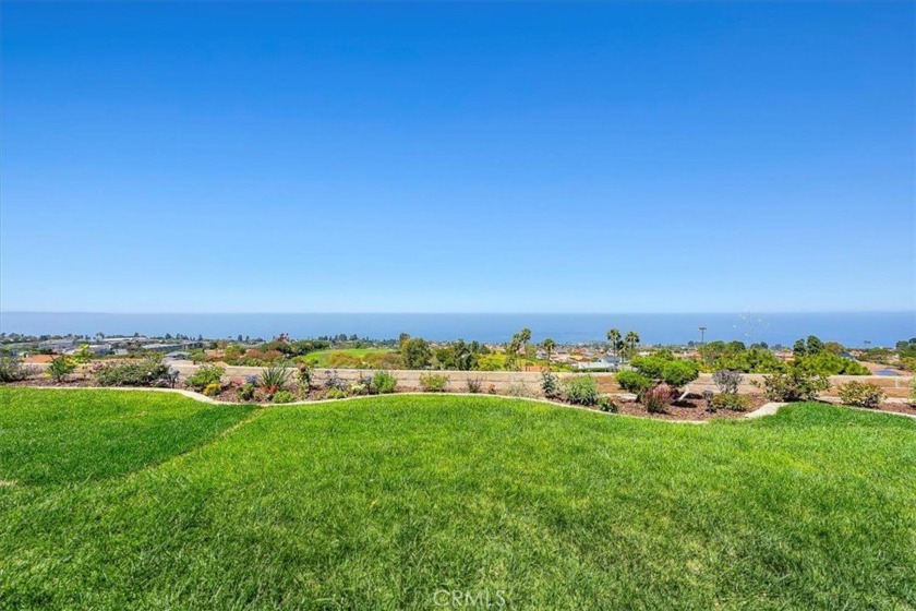 With unobstructed panoramic views stretching from Malibu to - Beach Home for sale in Rancho Palos Verdes, California on Beachhouse.com