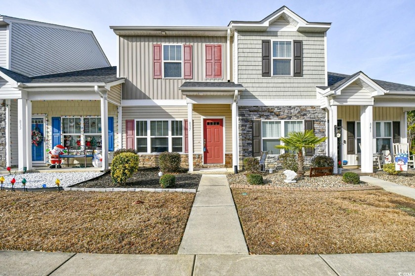 Welcome home to this beautifully maintained 2-bedroom, 2.5-bath - Beach Townhome/Townhouse for sale in Myrtle Beach, South Carolina on Beachhouse.com