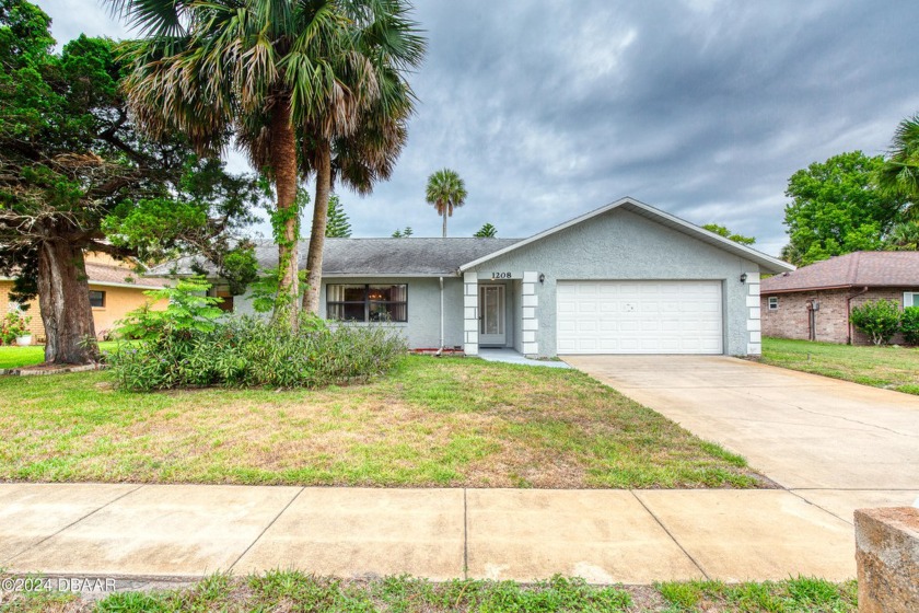 Welcome to 1208 Mardrake Road in Daytona Beach, nestled in the - Beach Home for sale in Daytona Beach, Florida on Beachhouse.com