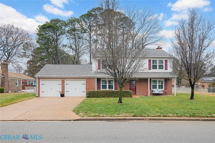 Welcome to Colonial Acres. You will fall in love as soon as you - Beach Home for sale in Hampton, Virginia on Beachhouse.com