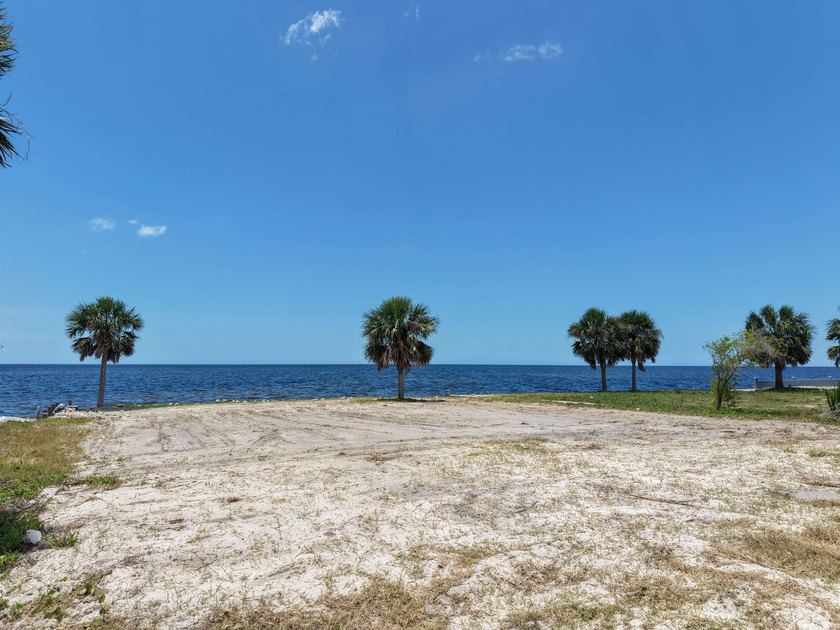 Gulf-front lot on Dark Island with 70' of Gulf frontage, seawall - Beach Lot for sale in Perry, Florida on Beachhouse.com