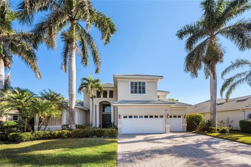 IMMEDIATED GOLF - NO WAIT LIST!!  A well-appointed home, the - Beach Home for sale in Naples, Florida on Beachhouse.com