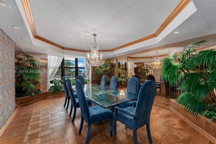 Corner unit in immaculate condition showcasing beautiful - Beach Condo for sale in Miami Beach, Florida on Beachhouse.com