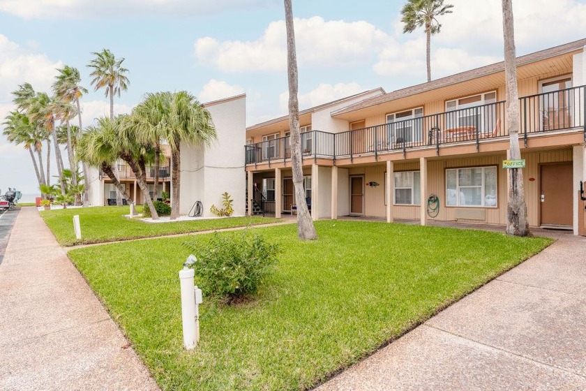 Welcome to your waterfront oasis! This charming bayfront - Beach Condo for sale in South Padre Island, Texas on Beachhouse.com