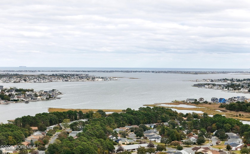 Welcome BACK to Sea View Village! Do not miss this opportunity - Beach Home for sale in Brick, New Jersey on Beachhouse.com