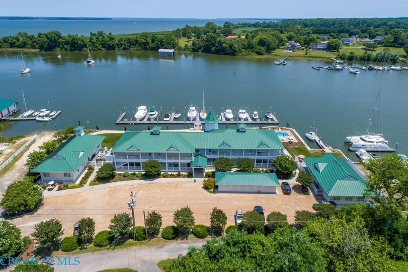 Beautifully appointed condo in the center of The Residences at - Beach Condo for sale in Urbanna, Virginia on Beachhouse.com