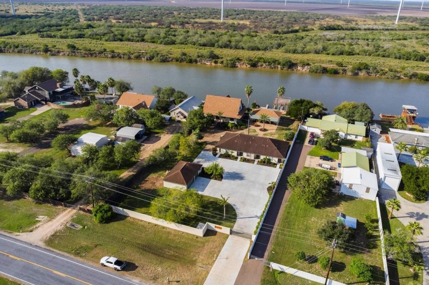 Indulge in waterfront luxury at this newly remodeled fishing - Beach Home for sale in Arroyo City, Texas on Beachhouse.com