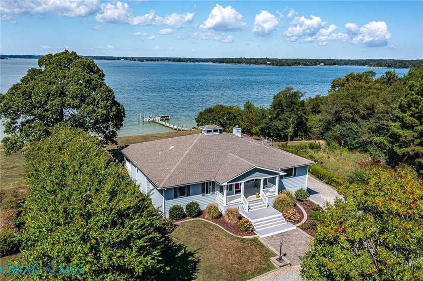 Enjoy unobstructed water views from this 3,100 square foot home - Beach Home for sale in Weems, Virginia on Beachhouse.com