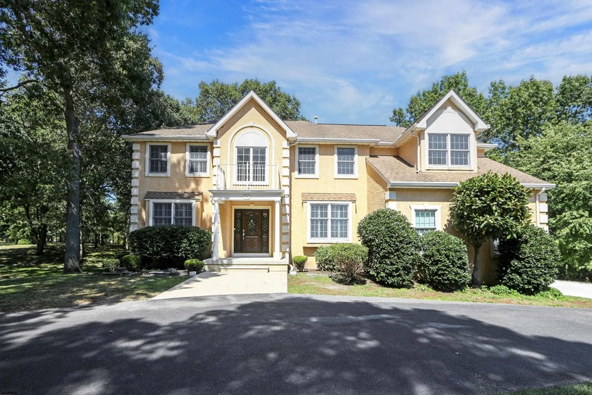 Custom-Built Home in Harbor Acres!  Built in 2001, this - Beach Home for sale in Egg Harbor Township, New Jersey on Beachhouse.com