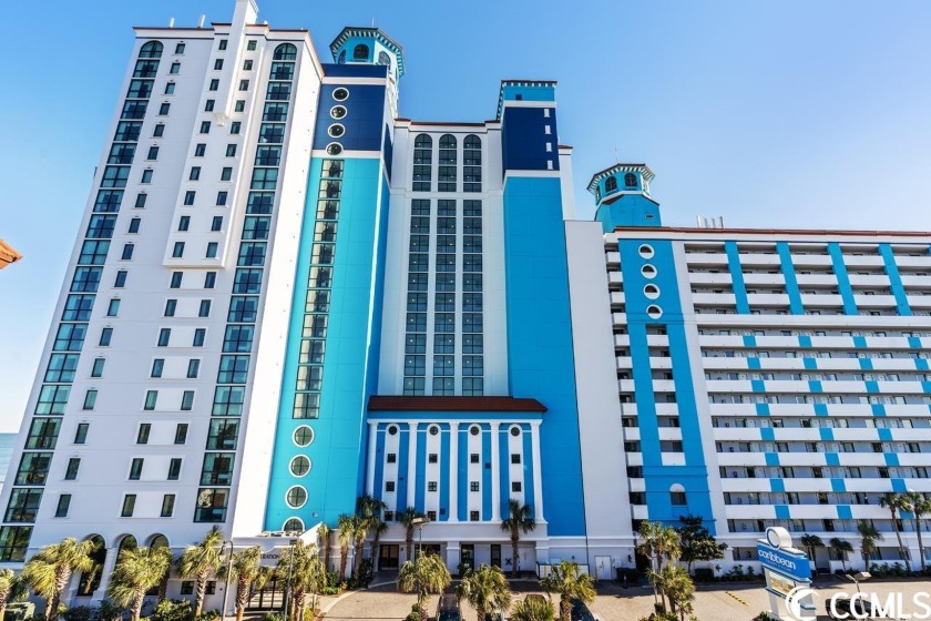 Highly desirable location!! OCEANFRONT UNIT IN AN OCEANFRONT - Beach Condo for sale in Myrtle Beach, South Carolina on Beachhouse.com