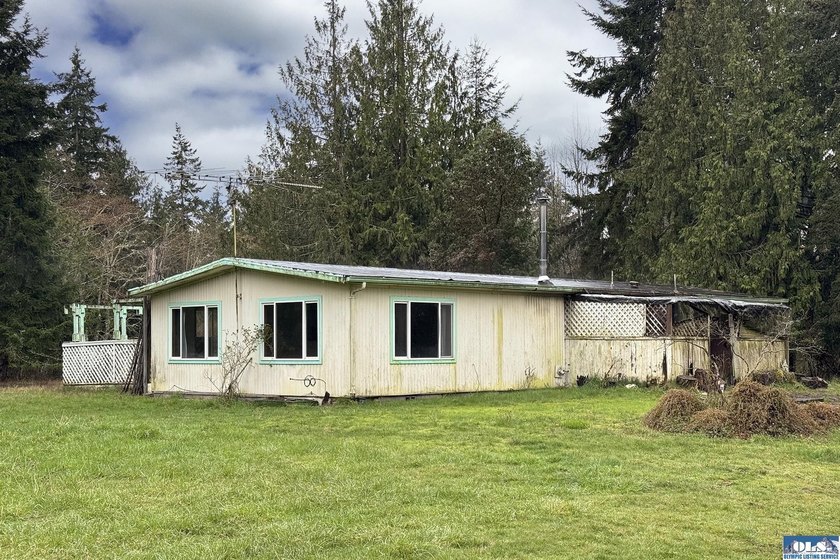 This 4.9-acre Port Angeles fixer is a *sweat equity* dream. The - Beach Home for sale in Port Angeles, Washington on Beachhouse.com