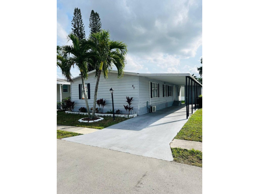 For Sale: 3-Bedroom, 2-Bathroom Mobile Home in Paradise Village - Beach Home for sale in Davie, Florida on Beachhouse.com