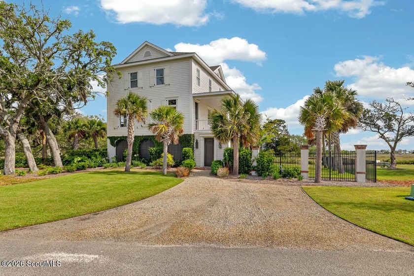 Welcome to 295 McIntosh Avenue -- a beautifully appointed - Beach Home for sale in Saint Simons, Georgia on Beachhouse.com