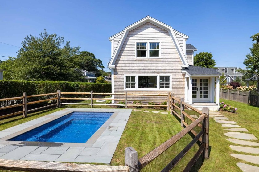 This beautifully renovated gambrel-style home in Vineyard Haven - Beach Home for sale in Vineyard Haven, Massachusetts on Beachhouse.com