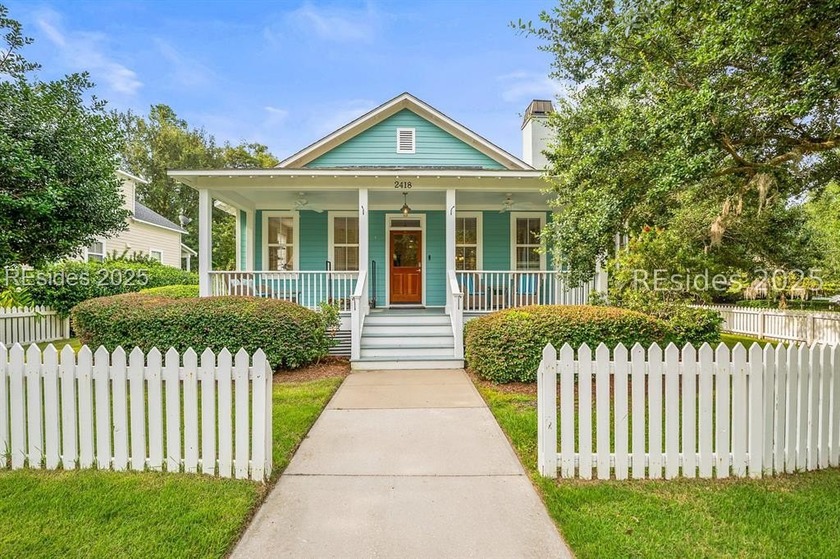 Welcome to this beautifully maintained 3-bedroom, 2-bath cottage - Beach Home for sale in Beaufort, South Carolina on Beachhouse.com