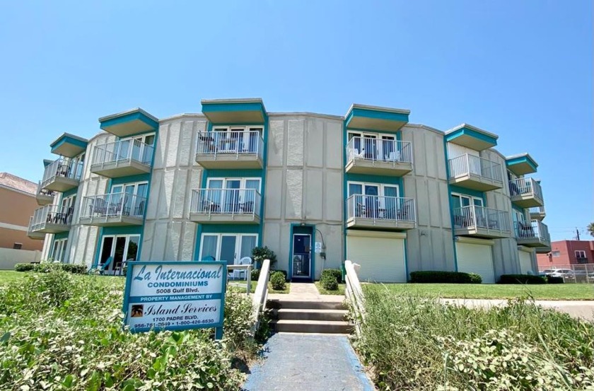 Great one bedroom beach front condo.  Just steps to the beach - Beach Condo for sale in South Padre Island, Texas on Beachhouse.com