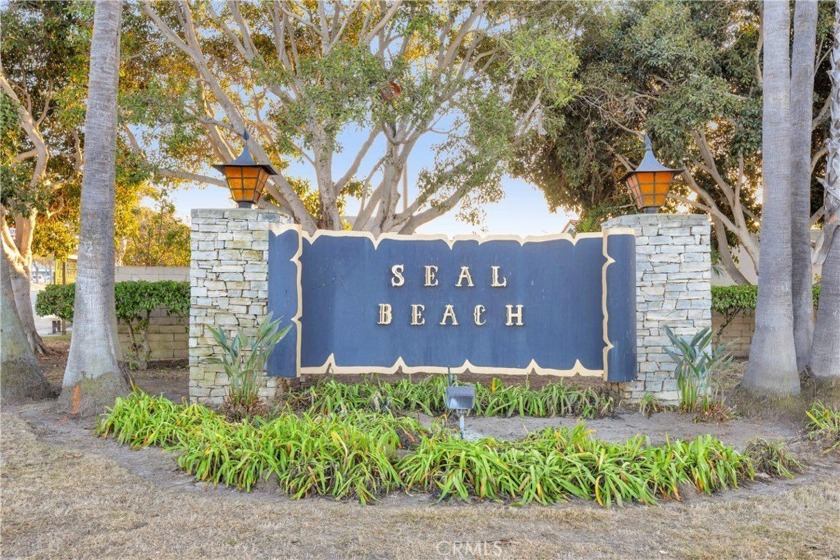 Seal Beach is like no other local beach City. It is quaint - Beach Home for sale in Seal Beach, California on Beachhouse.com