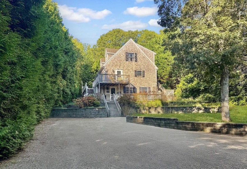 This spacious 5-bedroom, 3-bathroom home is located in a quiet - Beach Home for sale in Vineyard Haven, Massachusetts on Beachhouse.com