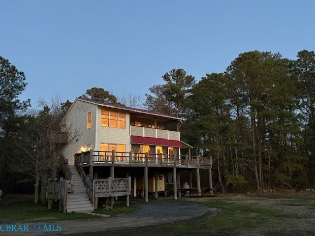 This waterfront 3-bedroom, 2 1/2 bath home with bamboo flooring - Beach Home for sale in Onemo, Virginia on Beachhouse.com