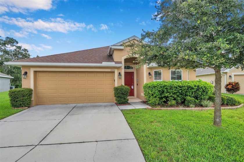 Welcome to this beautifully maintained 3-bedroom, 2-bathroom - Beach Home for sale in Hudson, Florida on Beachhouse.com