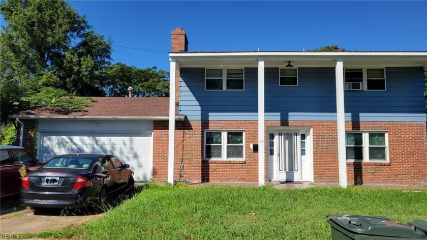 Spacious living in Hampton! This 4-bed, 2.5-bath home offers - Beach Home for sale in Hampton, Virginia on Beachhouse.com