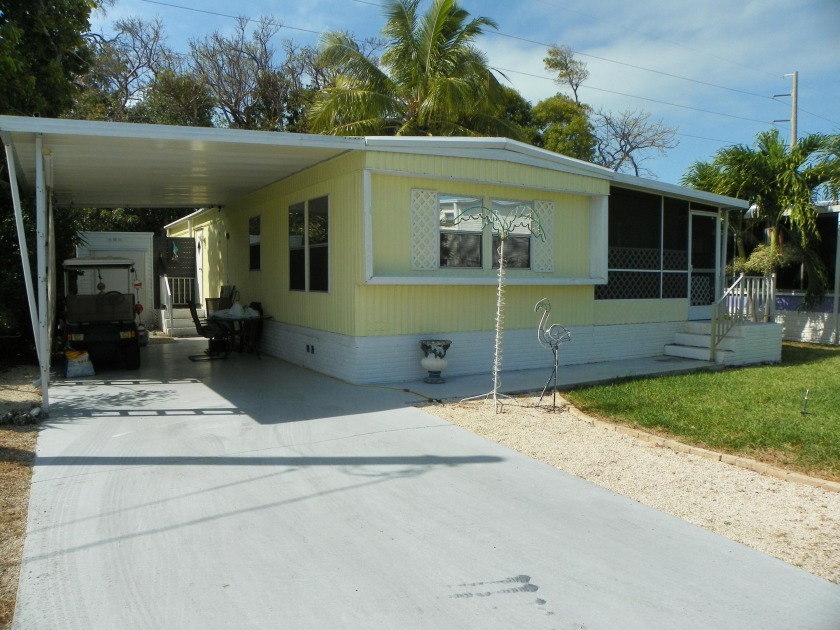 Well maintained and updated with tropical flair throughout - Beach Home for sale in Key Largo, Florida on Beachhouse.com