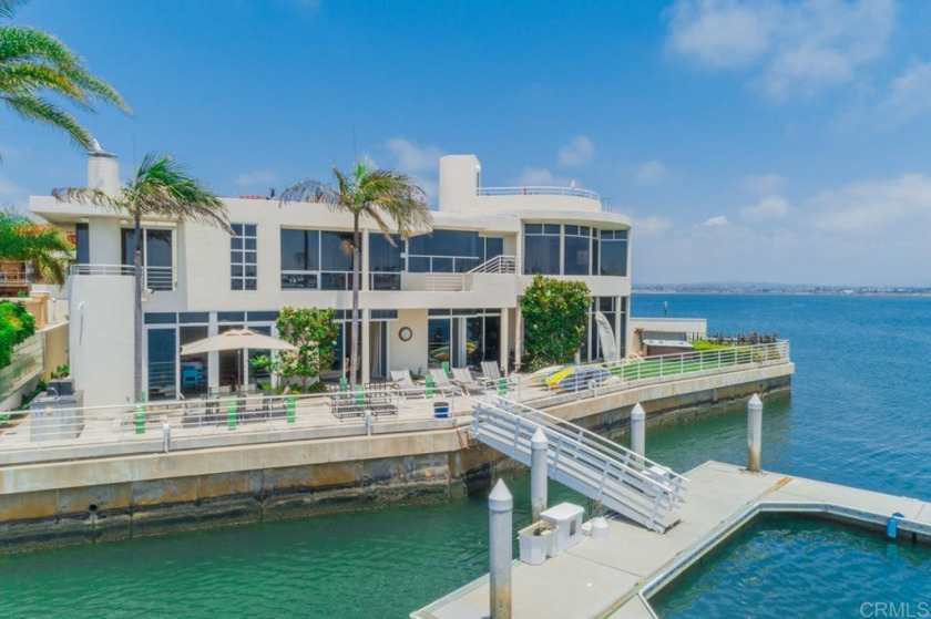 Seller will entertain offers between $7,499,000 - $7,999,000. A - Beach Home for sale in Coronado, California on Beachhouse.com