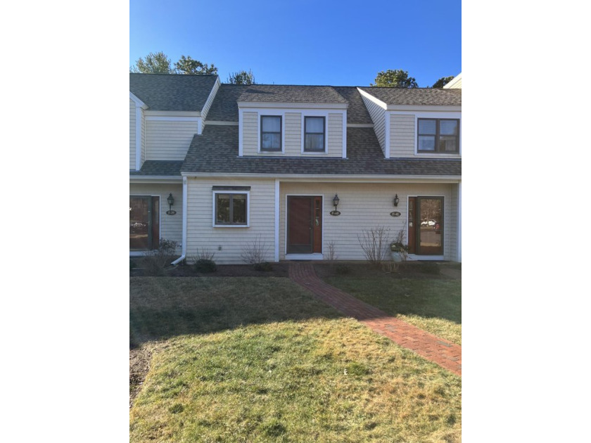 Move right in to this beautifully maintained and spacious - Beach Condo for sale in Mashpee, Massachusetts on Beachhouse.com