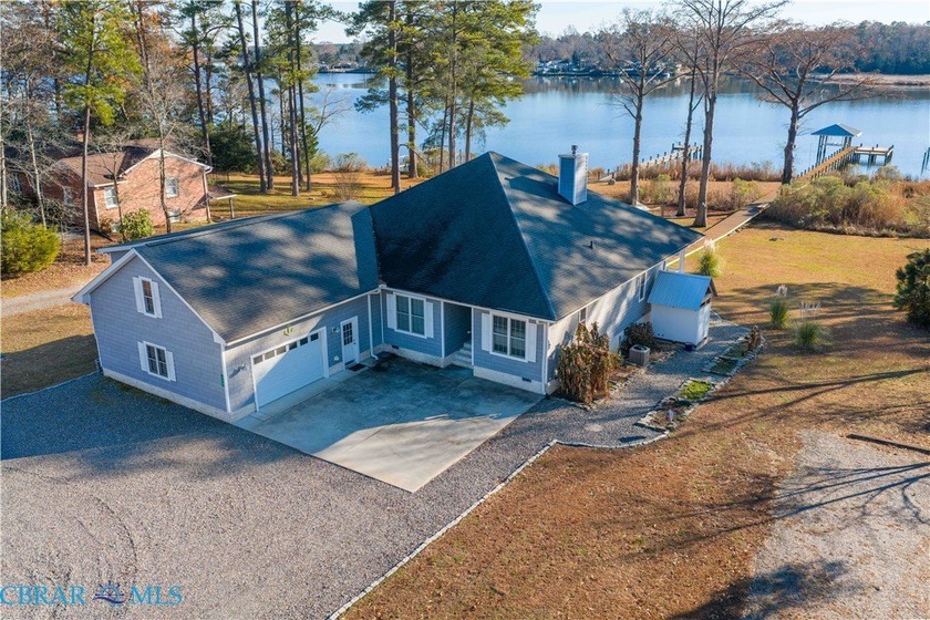 - WATERFRONT - CUSTOM HOME ON THE PIANKATANK RIVER! From the - Beach Home for sale in Saluda, Virginia on Beachhouse.com