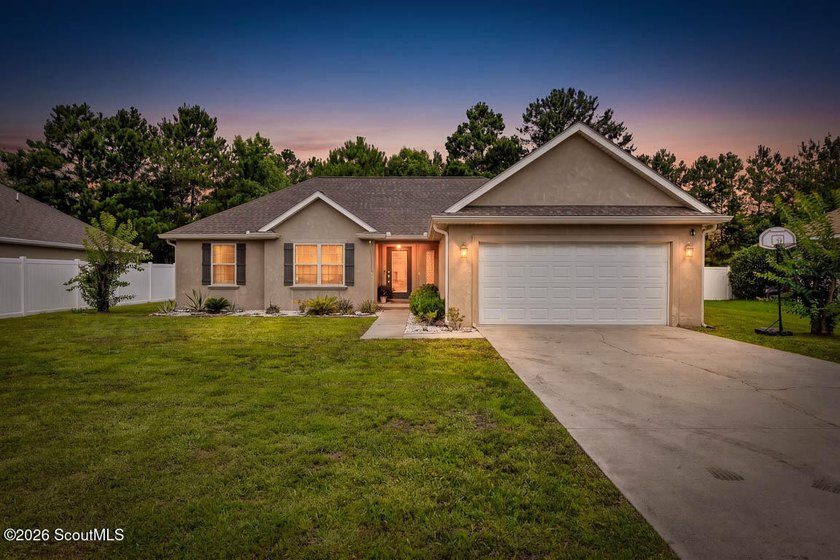 Immaculate 4-bedroom, 2-bath home in the desirable Somersby - Beach Home for sale in Brunswick, Georgia on Beachhouse.com