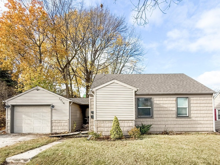 A cozy Cape Cod that was completely renovated in 2019 with a new - Beach Home for sale in Sheboygan, Wisconsin on Beachhouse.com