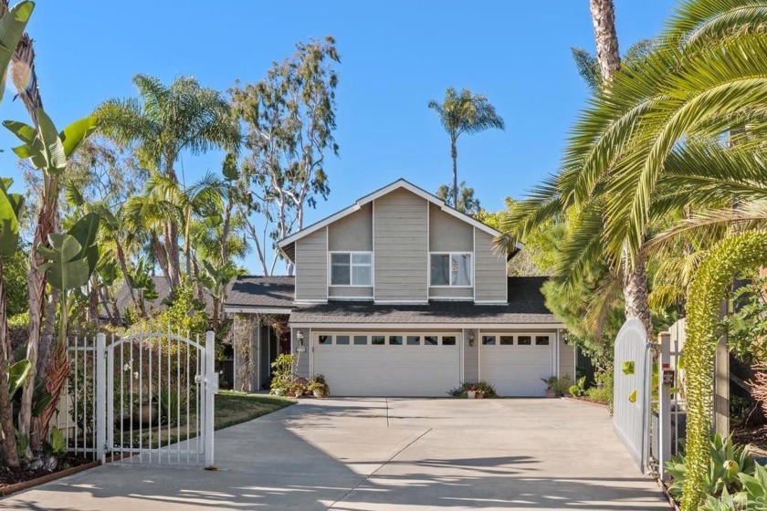 This charming 3 bedroom, 2 1/2 bath home is in the La Costa - Beach Home for sale in Carlsbad, California on Beachhouse.com