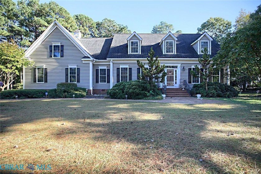 Welcome to Sail Cove-one of Mathews County's most desirable - Beach Home for sale in Cobbs Creek, Virginia on Beachhouse.com