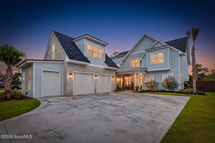 Welcome to coastal luxury at its finest! Situated on a - Beach Home for sale in Saint Simons, Georgia on Beachhouse.com