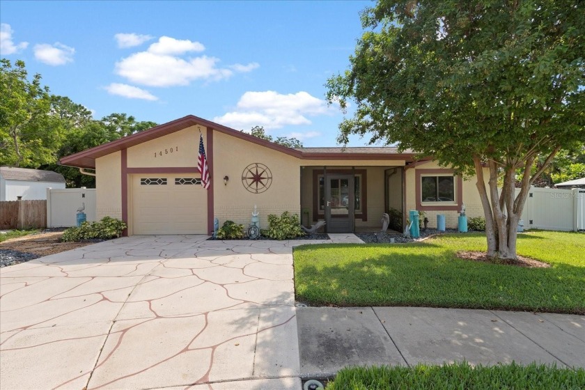 LOCATION, LOCATION, LOCATION!!! High and Dry and NO FLOOD ZONE! - Beach Home for sale in Largo, Florida on Beachhouse.com