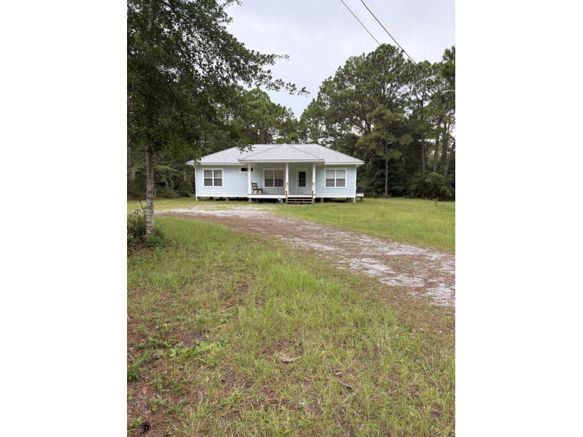 Charming original-owner single-family home, located in the heart - Beach Home for sale in Santa Rosa Beach, Florida on Beachhouse.com