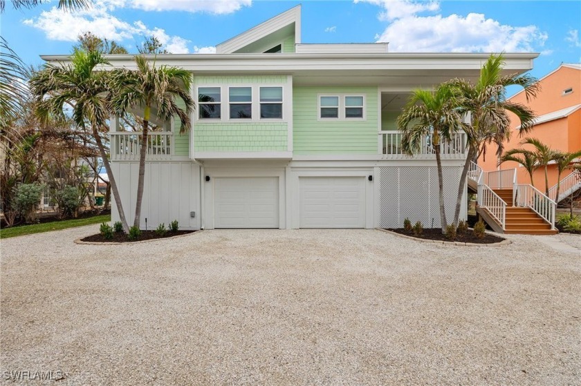 Positioned directly across the street from the beach with deeded - Beach Home for sale in Sanibel, Florida on Beachhouse.com