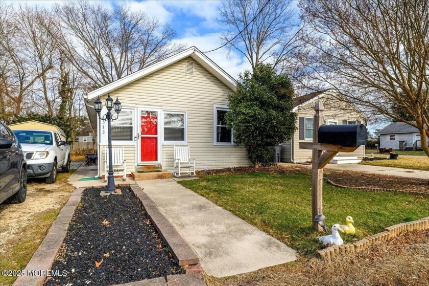 Prepare to move into this charming, turnkey, three-bedroom - Beach Home for sale in Toms River, New Jersey on Beachhouse.com