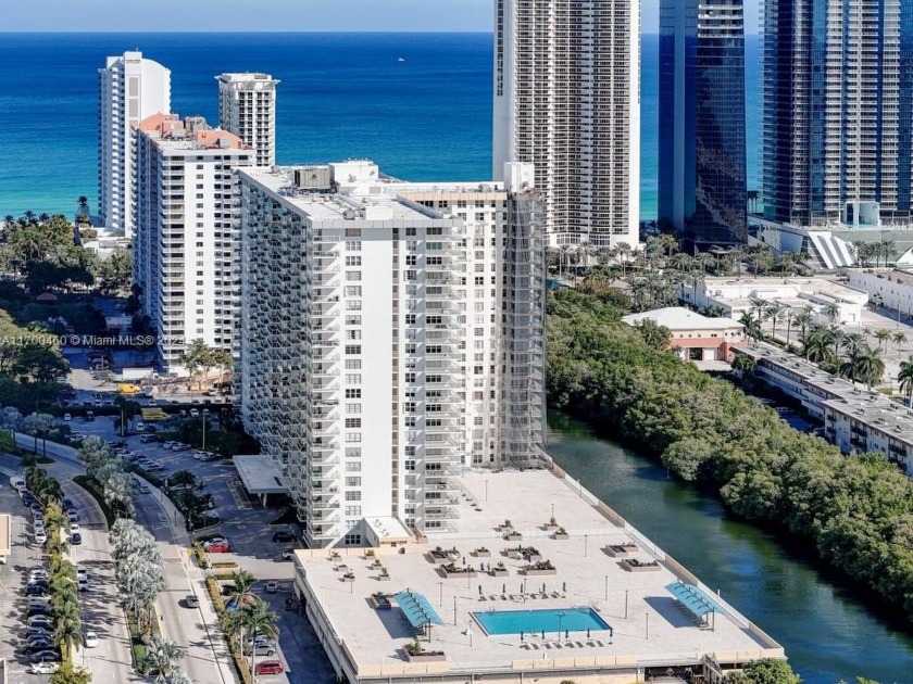 Welcome to your dream condo in Sunny Isles Beach! Huge corner - Beach Condo for sale in Sunny Isles Beach, Florida on Beachhouse.com