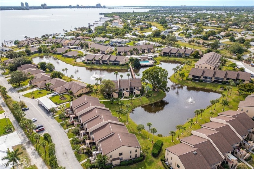 Meticulous Maintained  2/2 Condo, with loft, Located in - Beach Condo for sale in North Fort Myers, Florida on Beachhouse.com