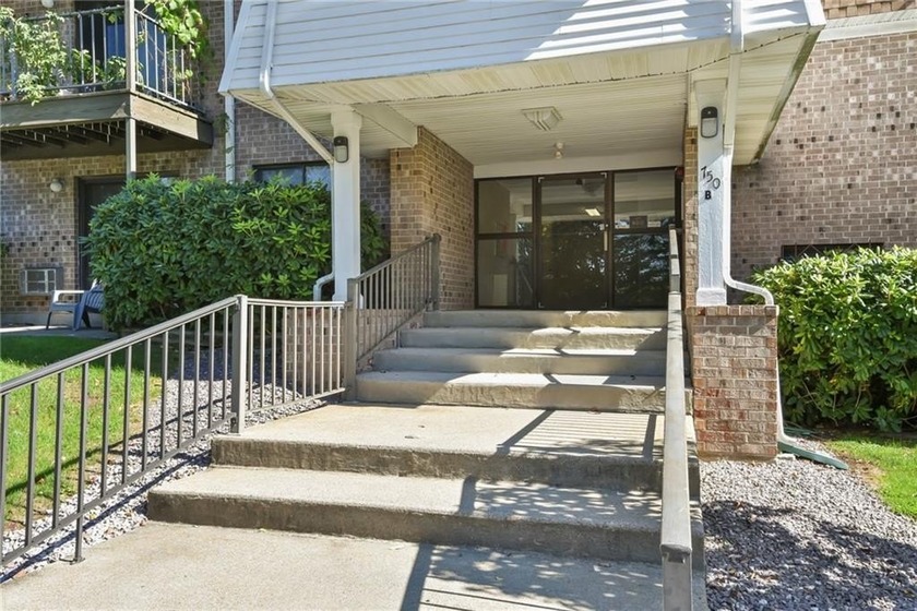 Hard to Find Ground Floor , One Level,  Private Entry 2 Bed 1 - Beach Condo for sale in Warwick, Rhode Island on Beachhouse.com