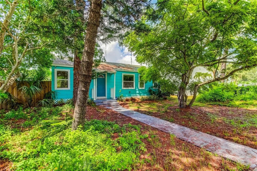 High and dry, no flooding from recent hurricane.  Ready for move - Beach Home for sale in Gulfport, Florida on Beachhouse.com