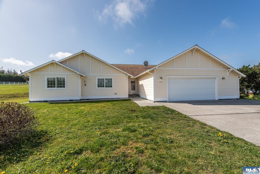 Marketing Remarks Enjoy peaceful Sequim living with stunning - Beach Home for sale in Sequim, Washington on Beachhouse.com