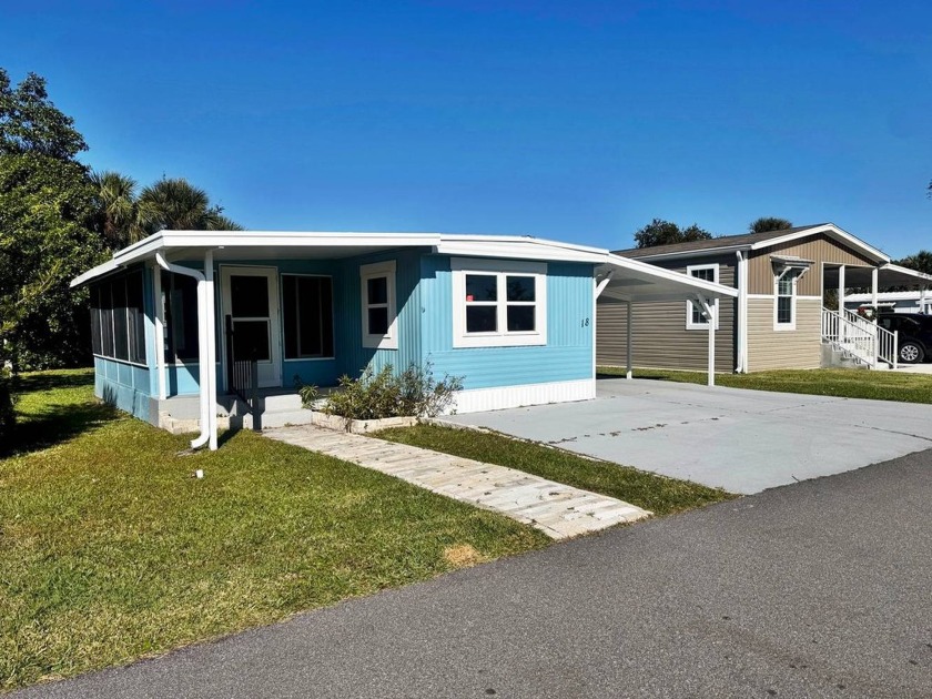 Welcome to this beautifully renovated two-bedroom, one-bath home - Beach Home for sale in New Smyrna Beach, Florida on Beachhouse.com