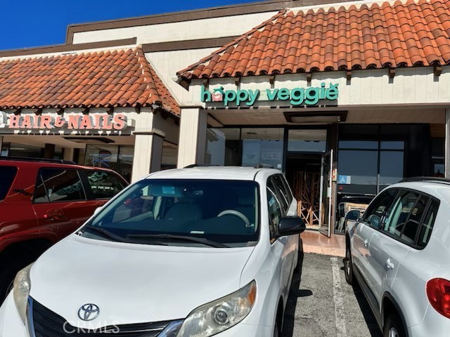 A well established, newly remodeled restaurant in the heart of - Beach Commercial for sale in Redondo Beach, California on Beachhouse.com