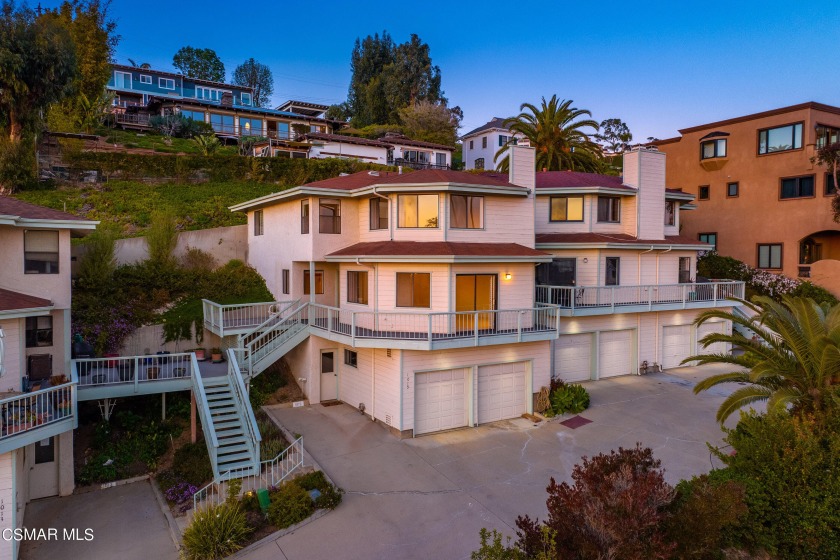 Escape to the serenity of the ocean with this magnificent - Beach Townhome/Townhouse for sale in Ventura, California on Beachhouse.com
