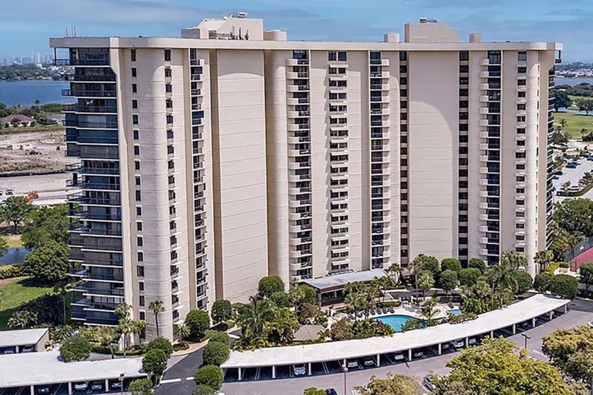 Recently adjusted-reflecting a thoughtful price change. Spacious - Beach Condo for sale in West Palm Beach, Florida on Beachhouse.com
