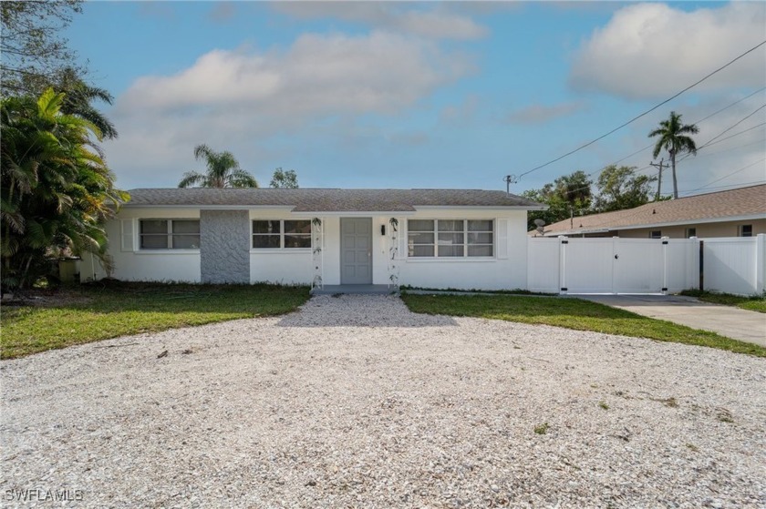 UNIQUE HOME ON THE WATER Rated Lift & NO BRIDGES!!!Direct Gulf - Beach Home for sale in North Fort Myers, Florida on Beachhouse.com