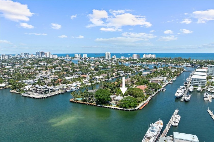 This one of a kind, Intracoastal trophy point lot estate in - Beach Home for sale in Fort Lauderdale, Florida on Beachhouse.com