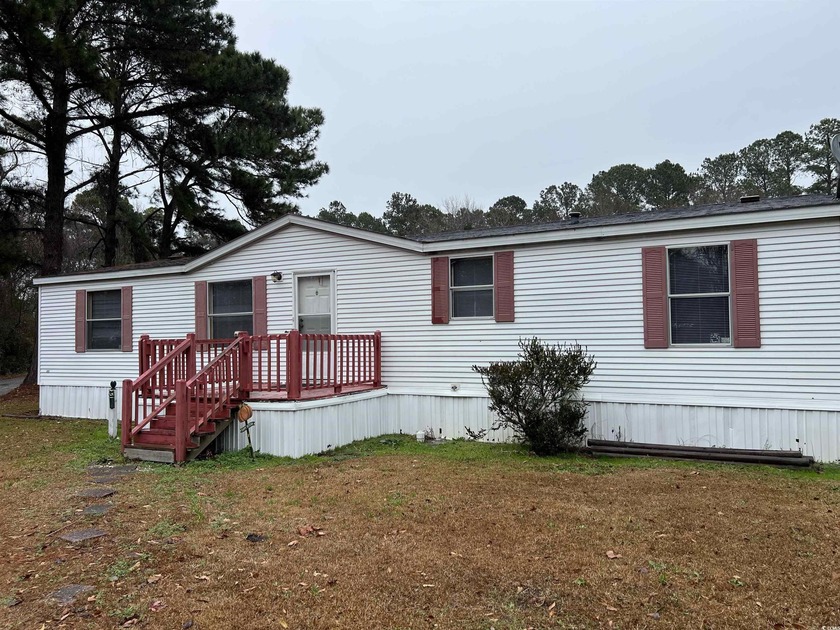Quiet Living at it's Best! Remodeled 3Bed/ 2Bath Home with a - Beach Home for sale in Myrtle Beach, South Carolina on Beachhouse.com